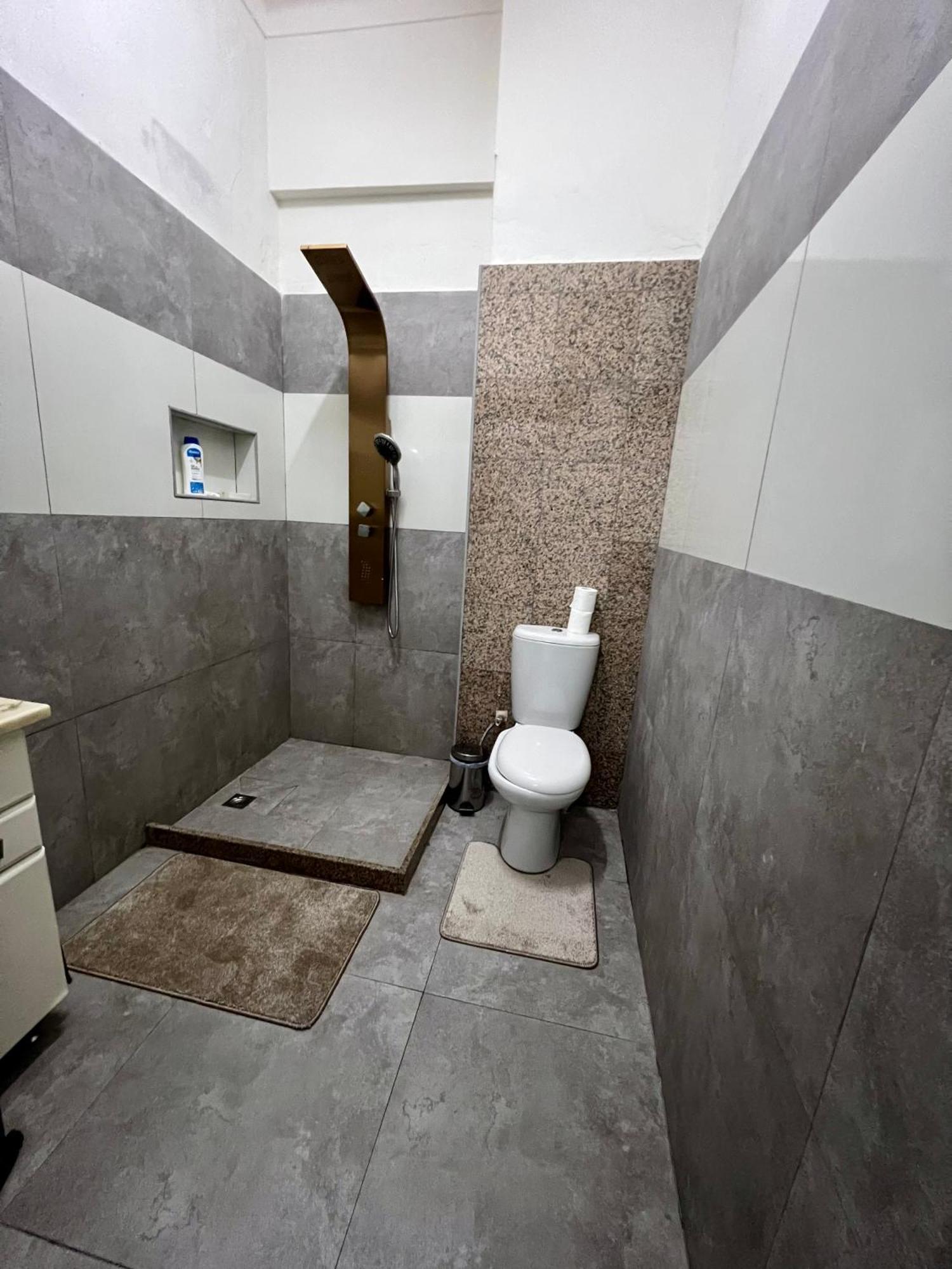Africa Em Zona Comercial De Luanda Apartment ภายนอก รูปภาพ